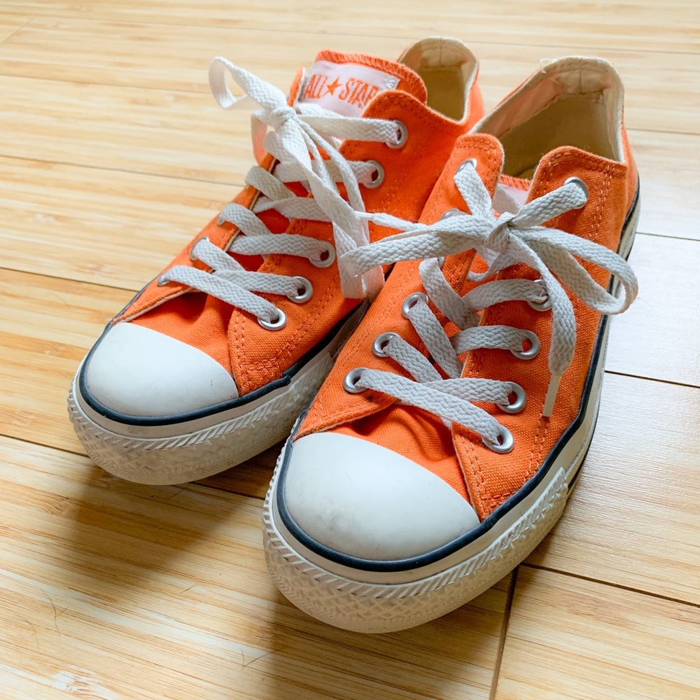 Converse Chuck Taylor All Star Classic Low Top